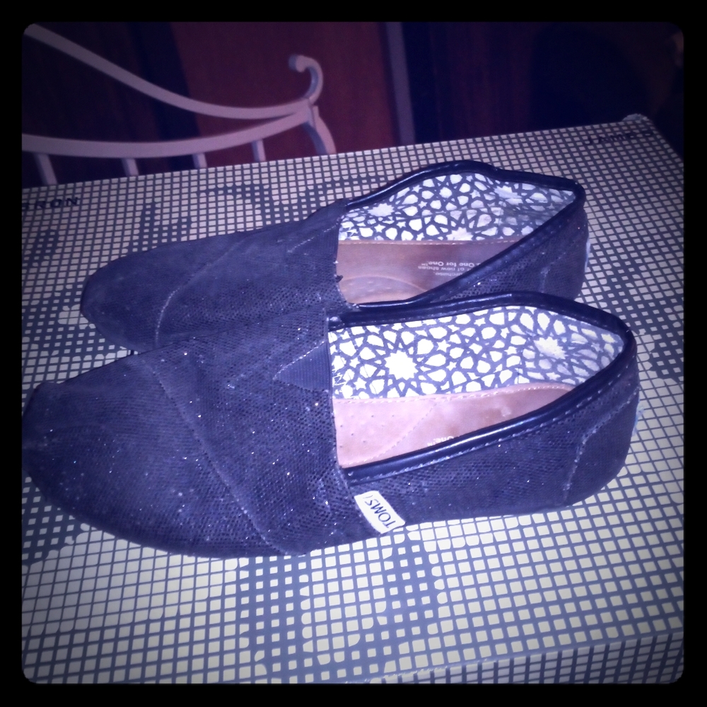 Toms